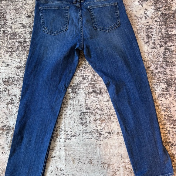 Women’s Kut from the Kloth Catherine Boyfriend Jeans - Picture 6 of 8